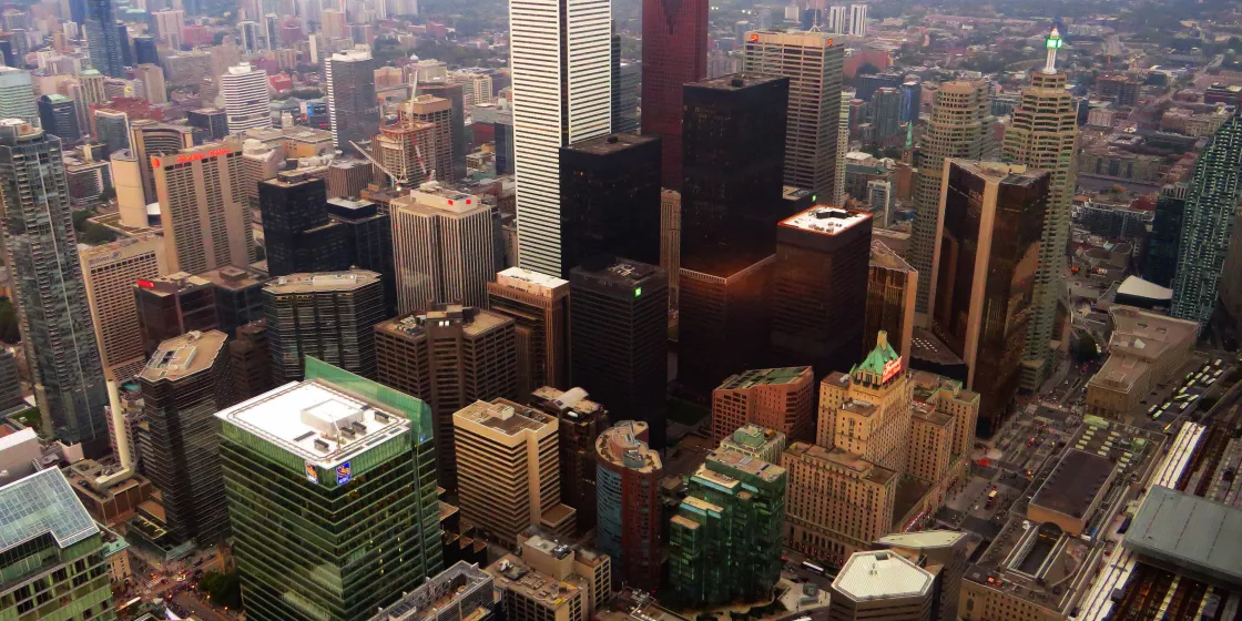 Finanzdistrikt von Toronto, der größten Stadt Kanadas. (Foto: Ken Lund/​Flickr)