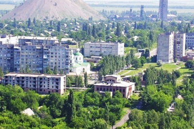 Blick auf die Stadt Torezk in der Ukraine