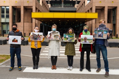Unterstützer*innen des People's Climate Case vor dem Europäischen Gerichtshof am Tag der Gerichtsentscheidung.