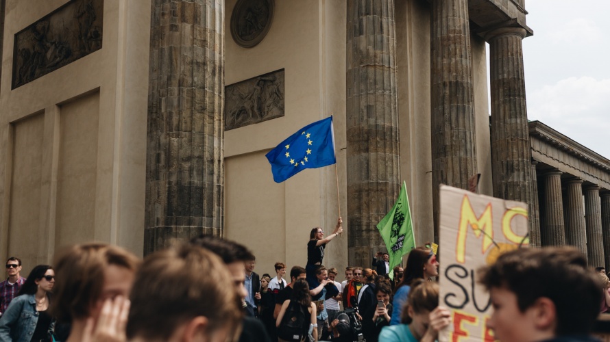 Demonstration Pro-Europa (Photo by Nico Roicke on Unsplash)