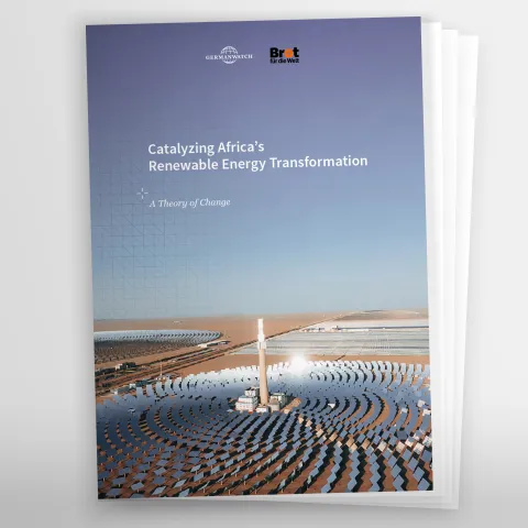 Ein Solarfeld in der Wüste