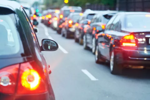 Autos auf einer Straße