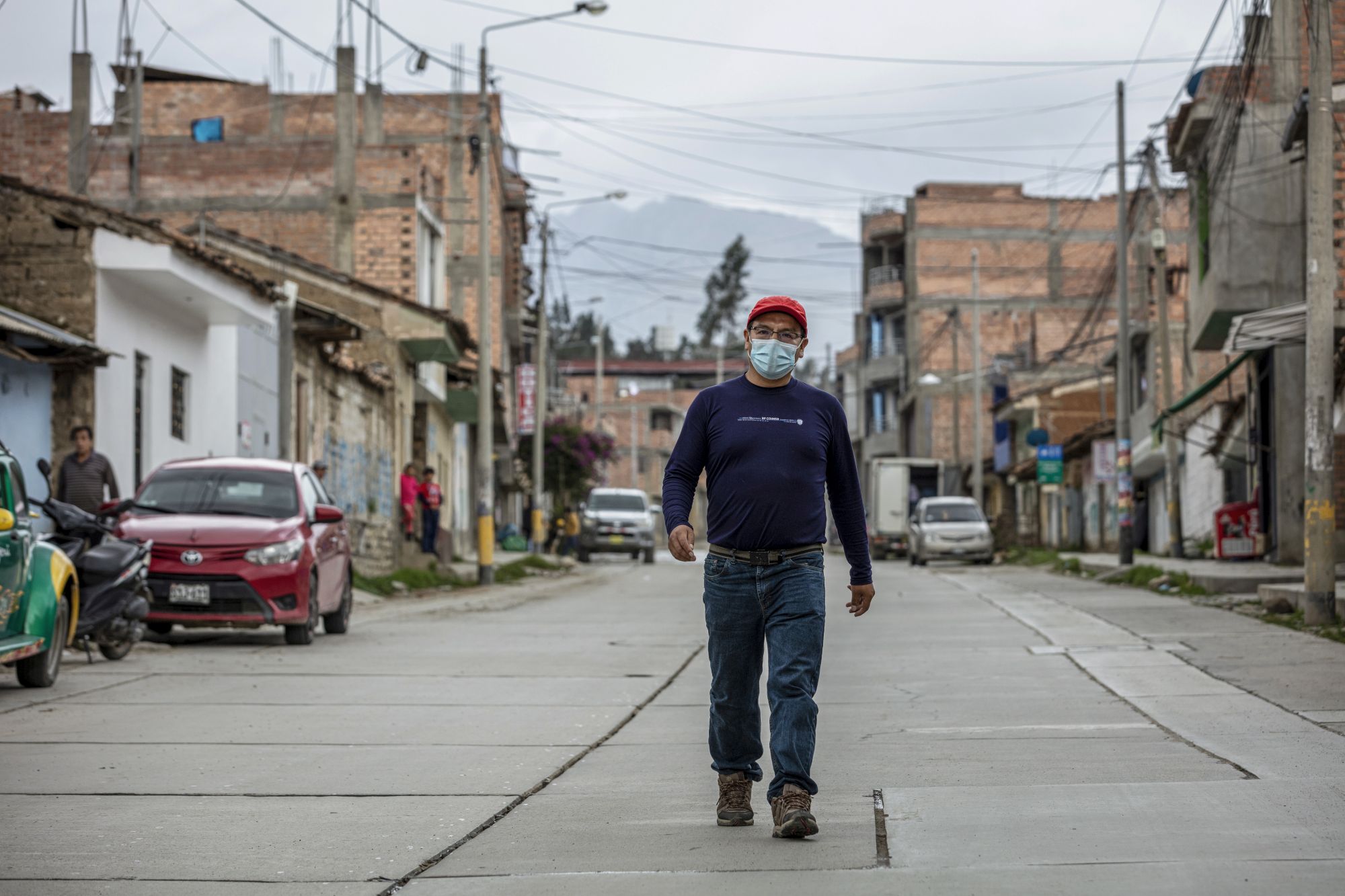 walter_hupiu_tapia_i_germanwatch_22.jpg Saúl Luciano Lliuya en las calles de Huaraz